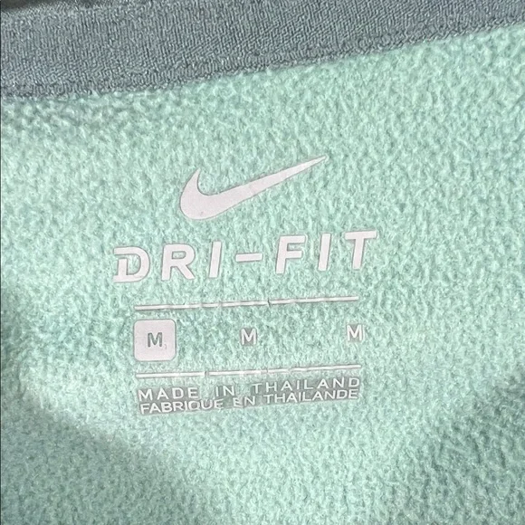 Nike Aqua Pullover Hoodie - Picture 4 of 4